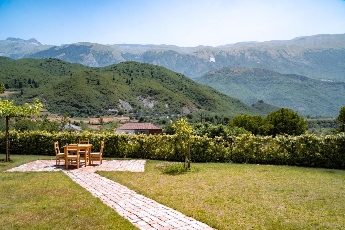 Bujtina Lumo & Pool Villa Përmet Buitenkant foto